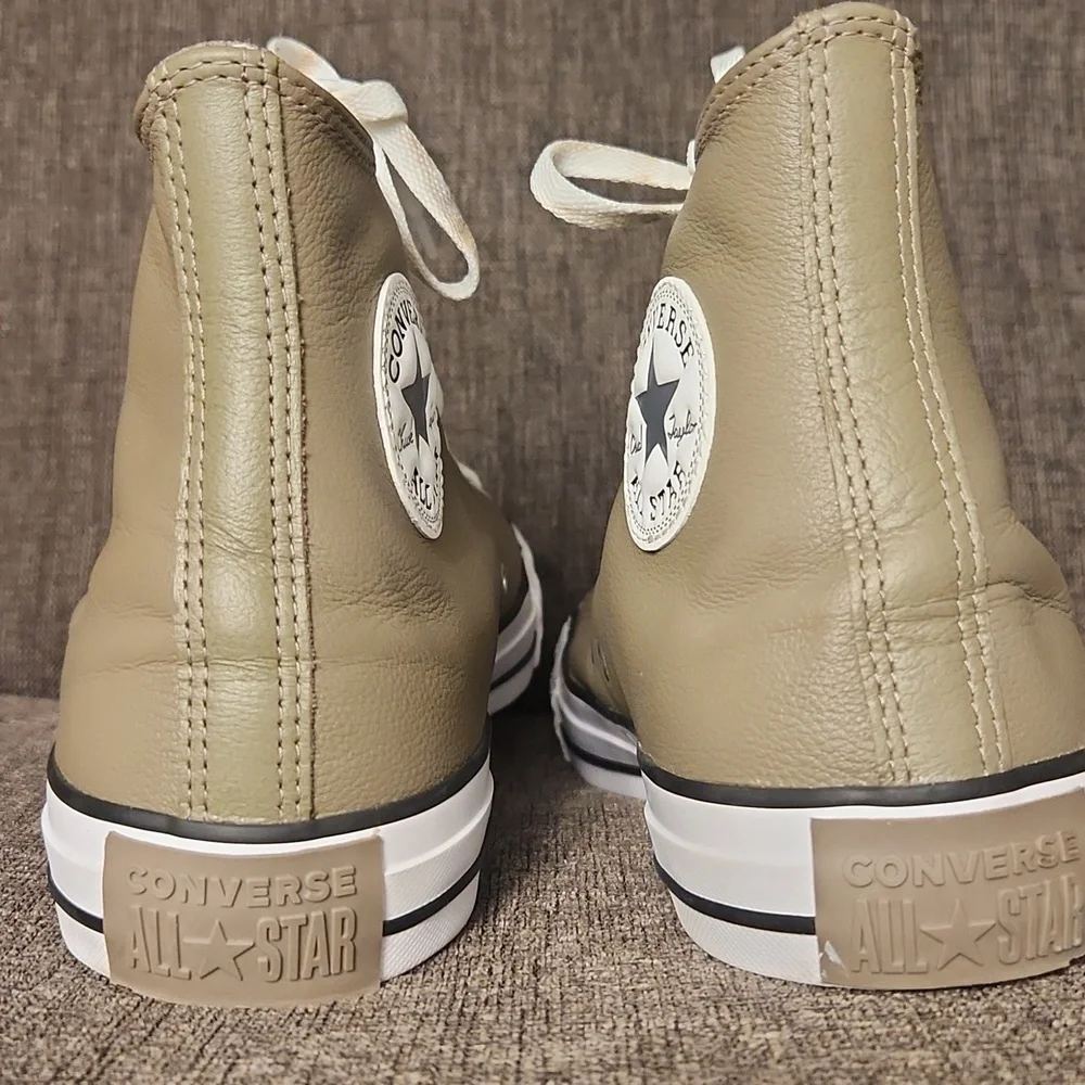 CONVERSE CHUCK TAYLOR ALL STAR LEATHER SNEAKER HIGH-TOP MEN'S SIZE 11. - Picture 5 of 11